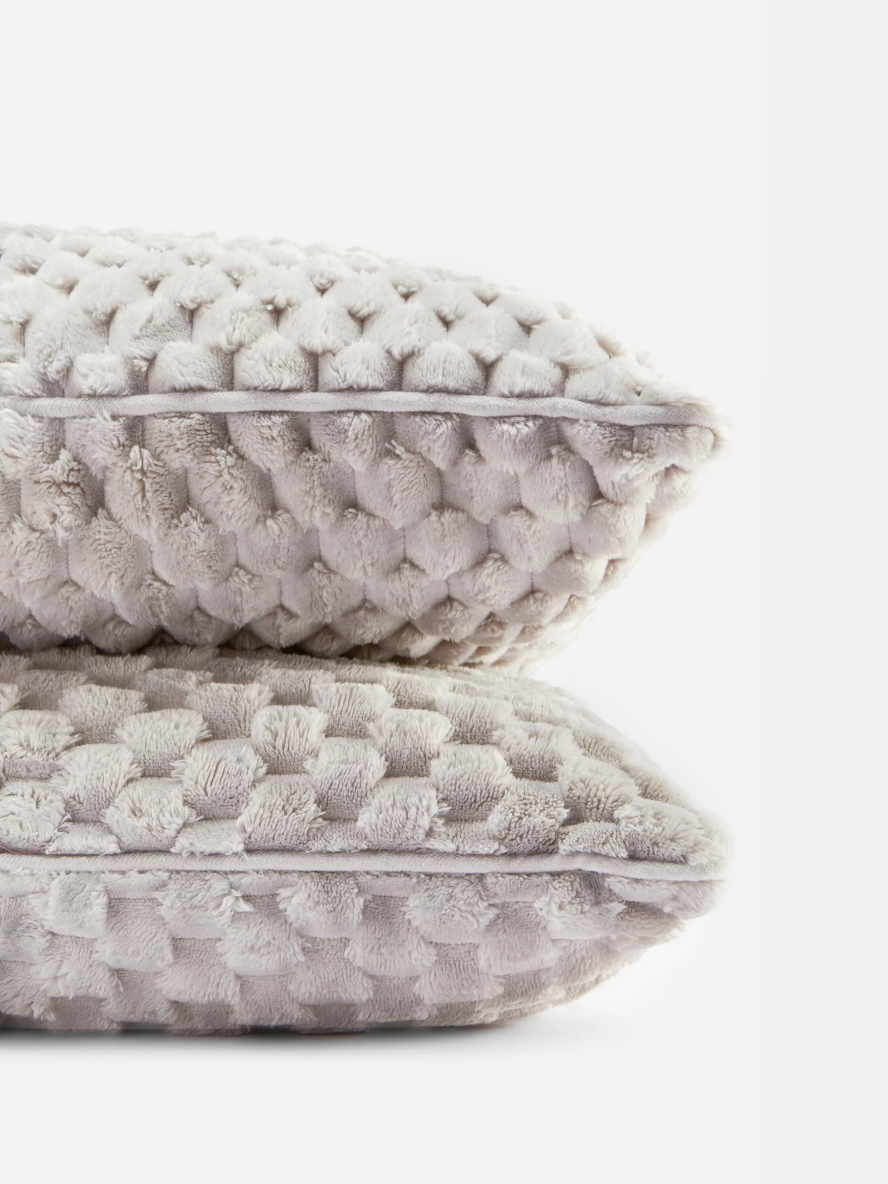 Lot De 2 Coussins Texturés Effet Nid D’abeille-Primark Flash Sale